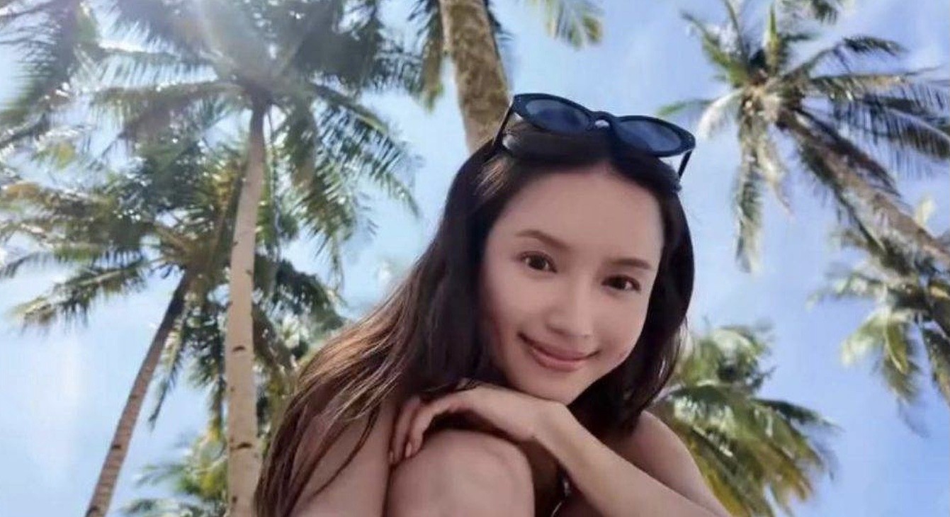 TVB仙气女神晒度假美照！海边穿比基尼荡秋千，自曝想做女主角（组图） - 5