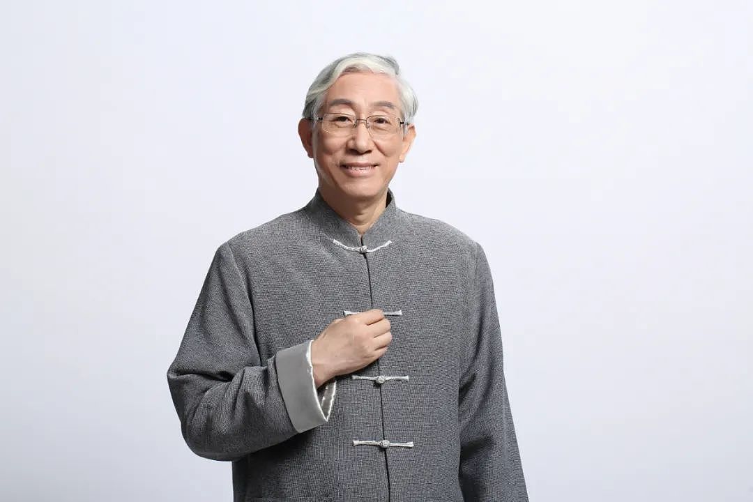 【情感】《爸爸的爸爸叫爷爷》作者竟是他！承包几代人的童年，妻子卖房支持他开音乐会（组图） - 2