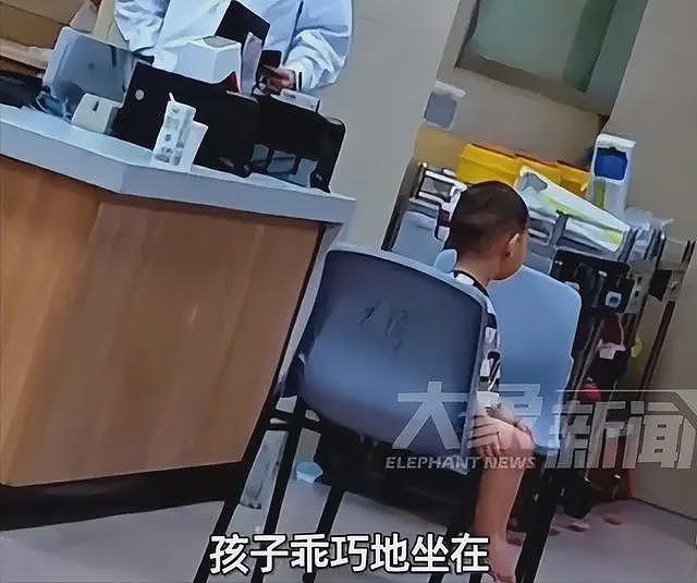 独守妈妈尸体后续：现场排泄物满身，男童生父现身，官方通报已发（组图） - 4