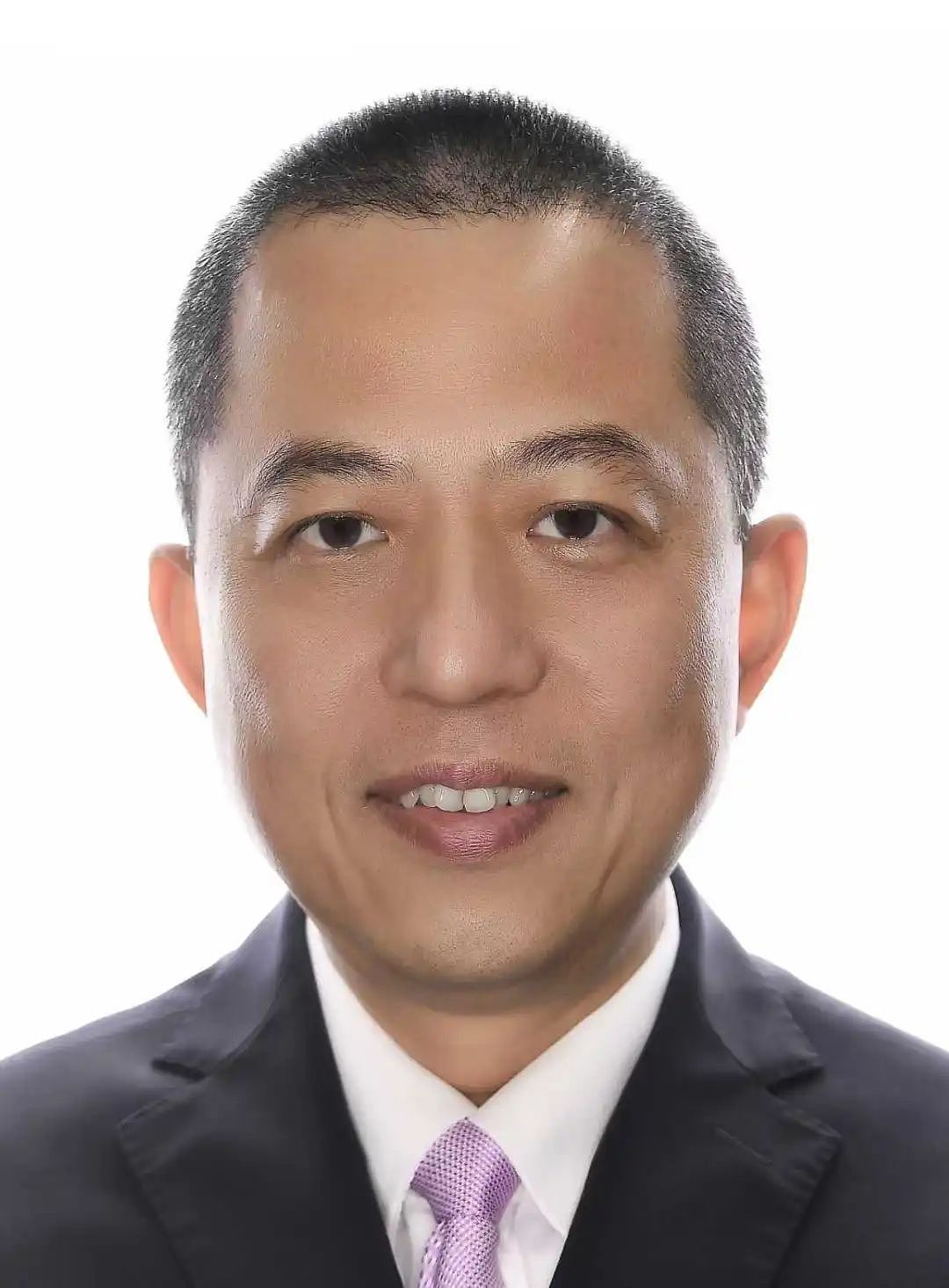 早高峰惊魂,北岸15辆警车追捕封路;当街抢鞋抢衣服,团伙持刀威胁;奥克兰海滨豪宅遭重创,万套房产被“降级”(组图) - 15