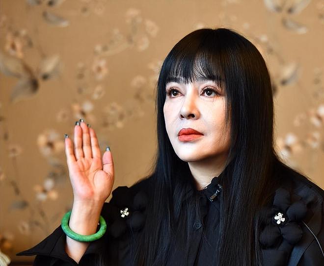 台湾歌手千百惠突然去世,经纪人透露死因,最后露面晒大陆身份证(组图) - 1