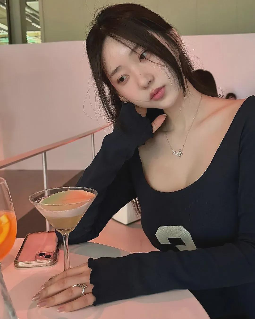 【美女】韩国最强魅力人妻？白的发光，大得晃眼（组图） - 1