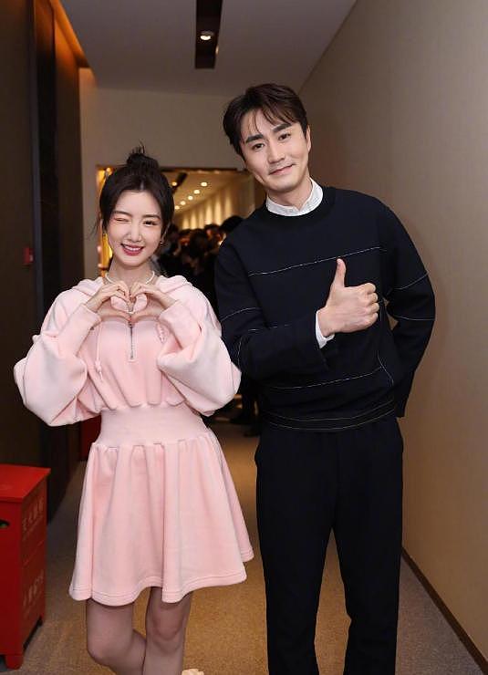 毛晓彤否认与陈晓恋情！晒图辟谣态度坚定：未婚单身，从未在一起（组图） - 17