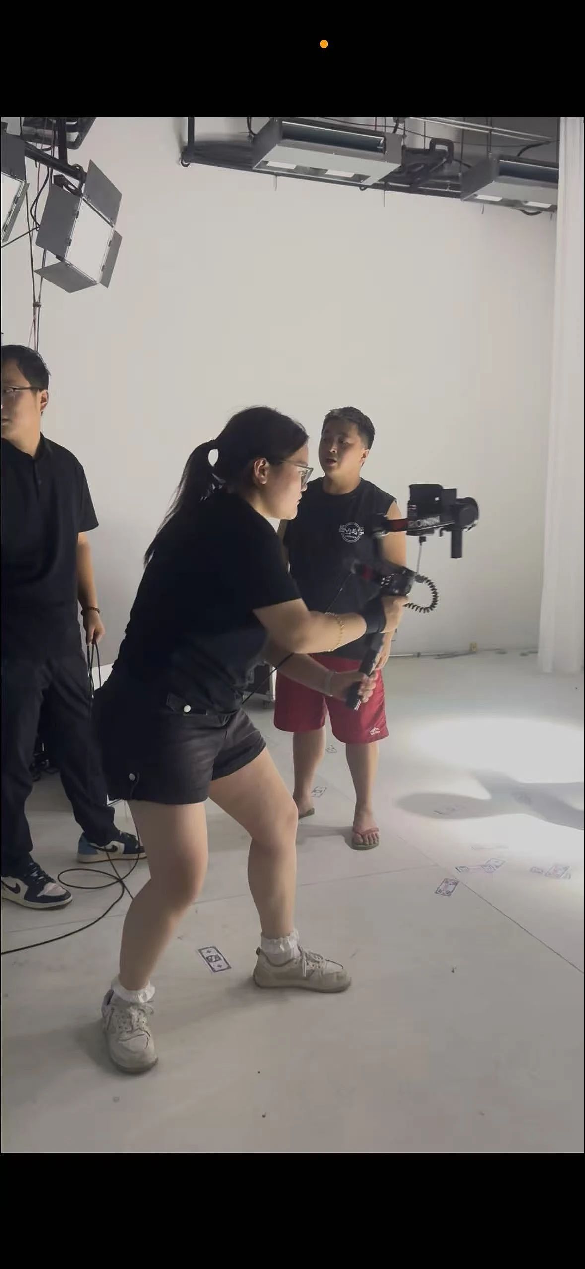 20岁，我做团播运镜师，赚了很多“快钱”（组图） - 13