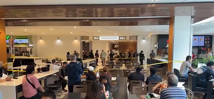 加拿大士嘉堡STC商场突爆枪击命案： 美食广场紧急封锁！ 大批警车包围， 直升机盘旋（视频/组图） - 9