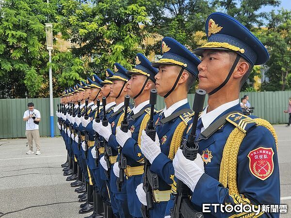 从阅兵方队看中国军事巨变！九三阅兵“钢铁洪流”背后历史演变（组图） - 4