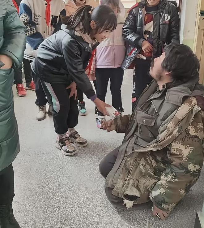 妇联回应受胡雷资助女孩去世：村镇妇联一直在对女孩进行帮扶（组图） - 2