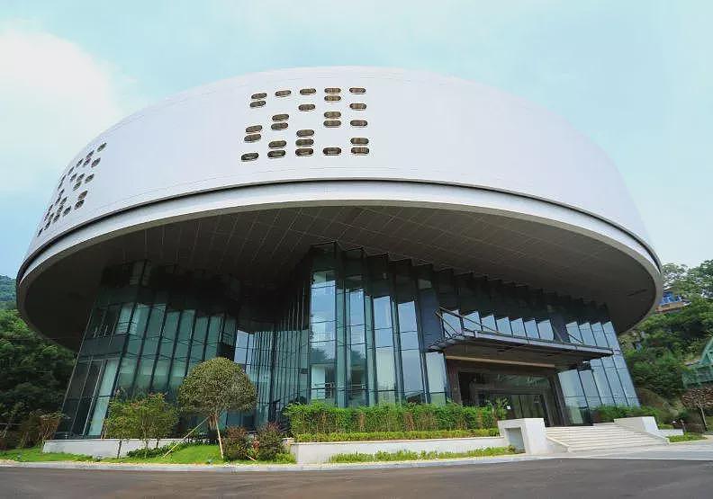 全球AI算力地图曝光,美国封王,中国用绿谷换硅谷(组图) - 2