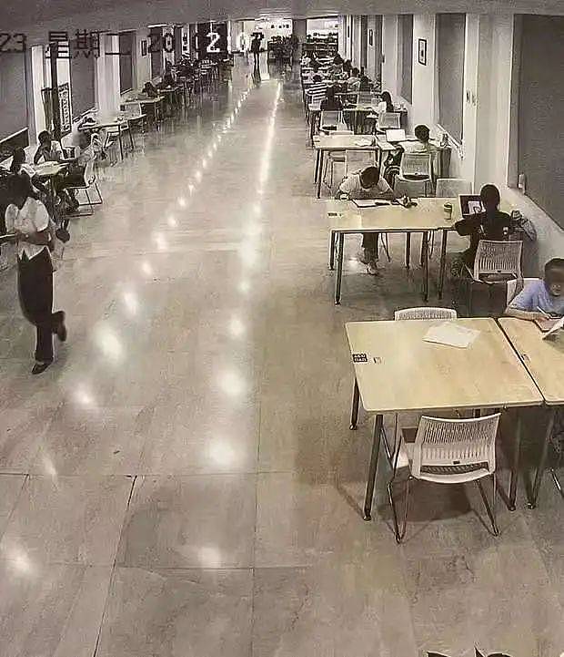 胡锡进谈武大图书馆事件:听说相关当事方分歧很大,谈不拢,所以通报一直出不了(图) - 1