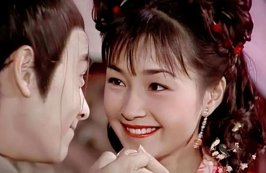曾是最甜港姐，两次拒绝黎明示爱，事业高峰期退圈！20年后，毁容式近照曝光无人敢认：她经历了什么？（组图） - 18
