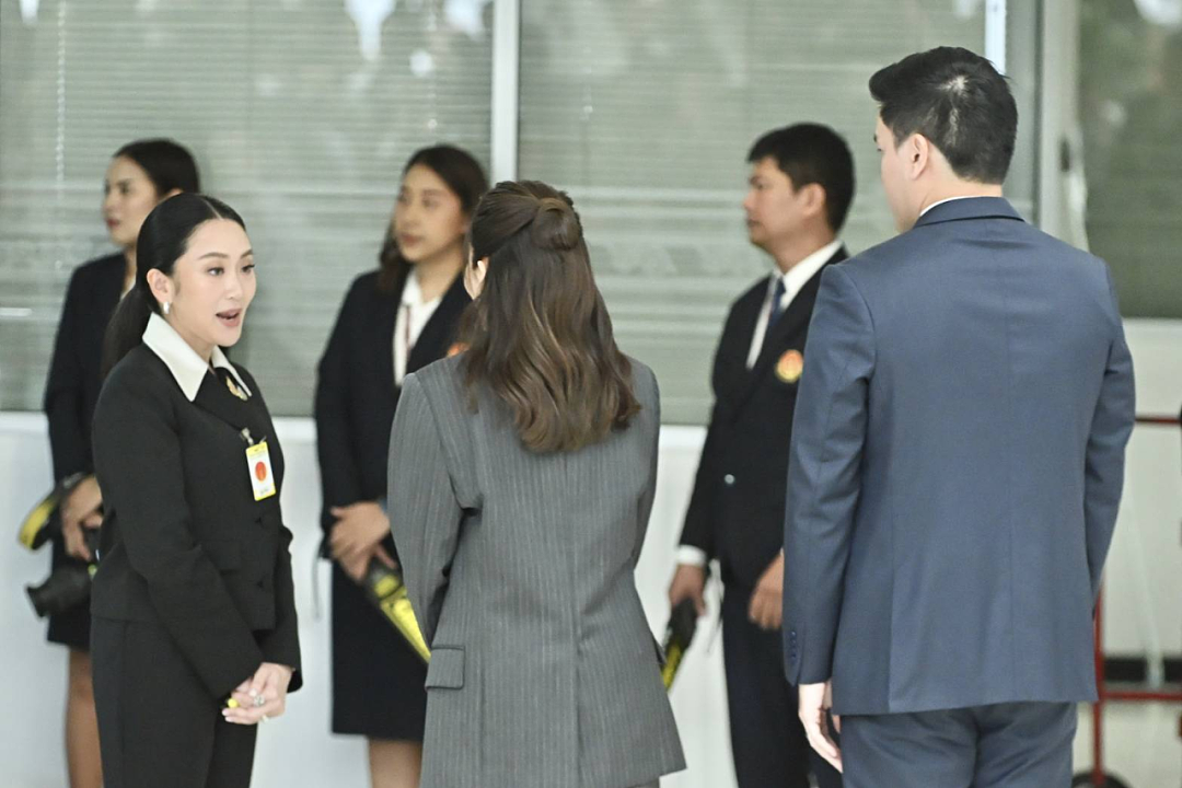 泰国佩通坦，生日当天被逼辞职？（组图） - 8