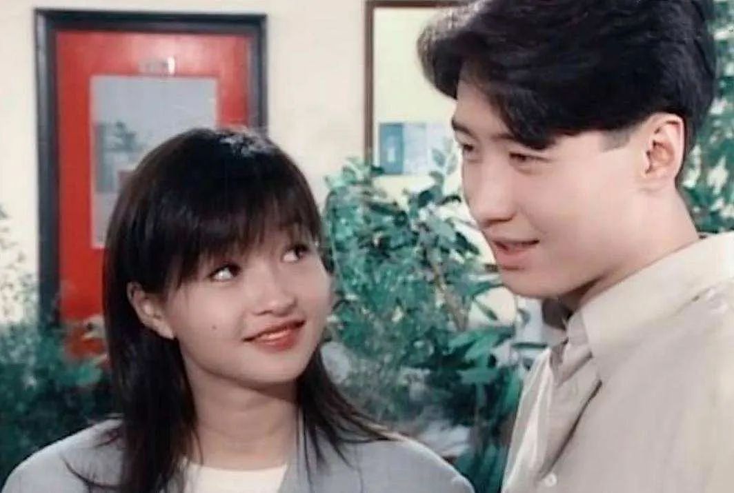 曾是最甜港姐，两次拒绝黎明示爱，事业高峰期退圈！20年后，毁容式近照曝光无人敢认：她经历了什么？（组图） - 13