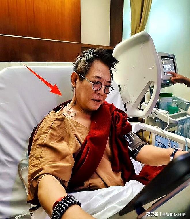 李连杰手术遭嘲讽，跨国身份惹争议，自己老父亲身份能否翻盘？（组图） - 2
