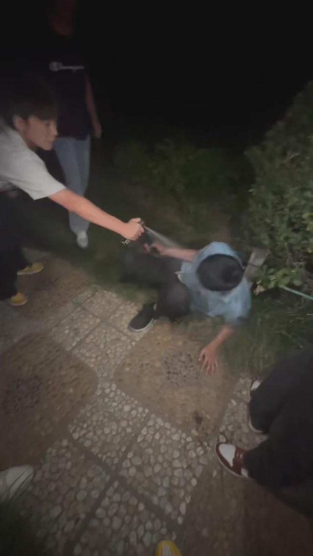 “郑州同志暴力事件”亲历者接受BBC专访:伤势未愈,伙伴被拘(组图) - 3