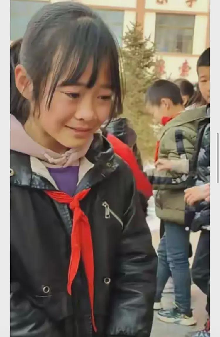胡雷资助的漂亮女孩,死于畸形(视频/组图) - 4
