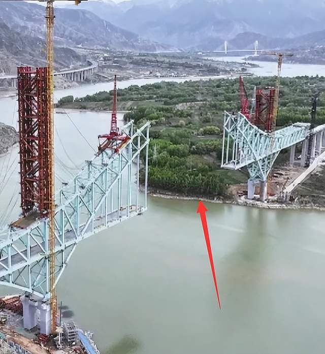 川青铁路大桥断裂7人遇难,凌晨3点还在施工,承建单位被扒(组图) - 2
