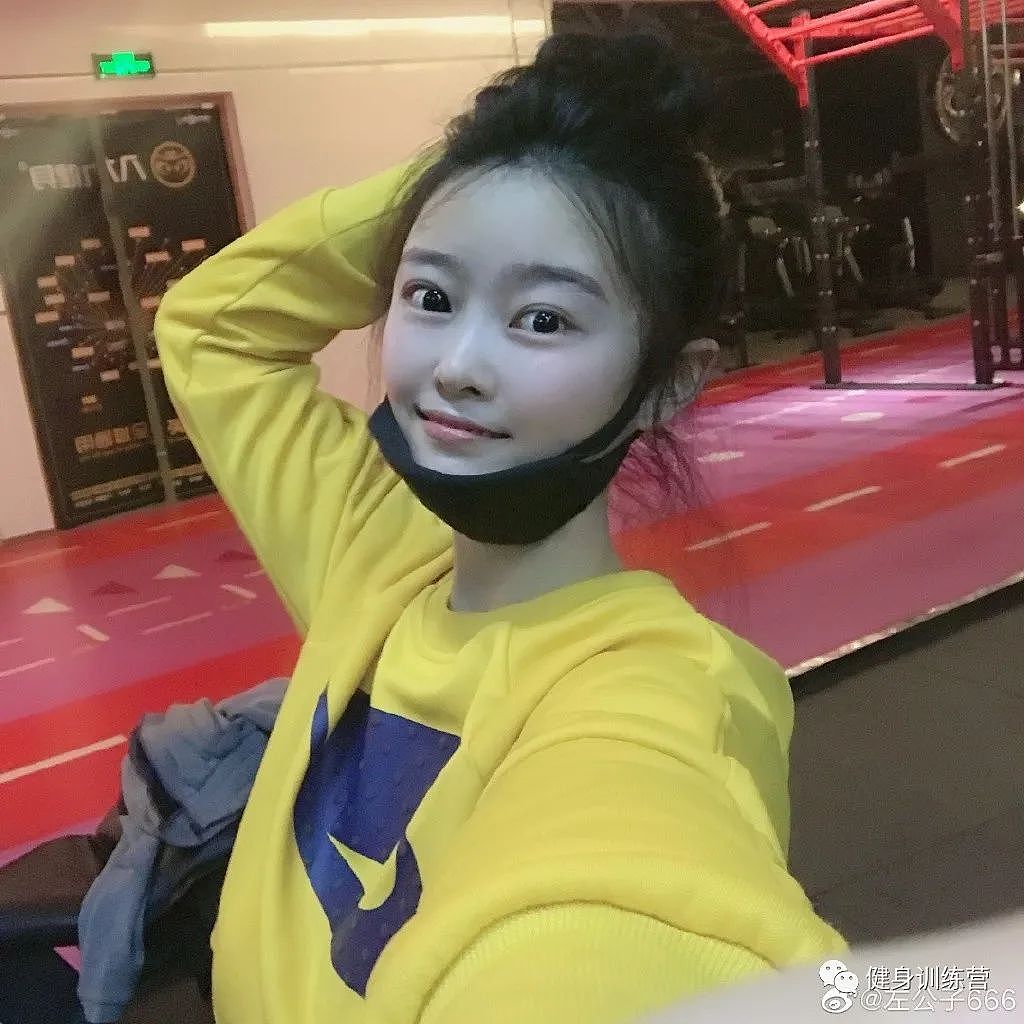 【美女】91cm的胸+97cm的臀!国产妖精身材太勾人,这次我要打码了(组图) - 8