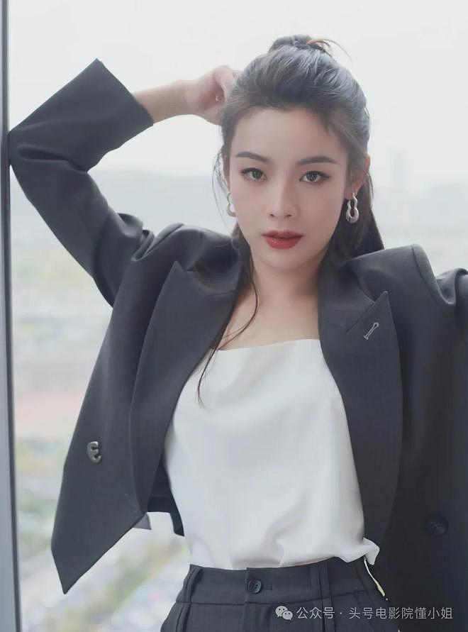 吴京终于选对人!《镖人》有救了?传陈丽君补拍,换掉劣迹女主角(组图) - 11