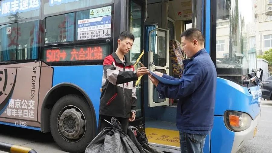 一年亏损四千万，全国陷“关停潮”！艰难求生的中国公交车，会消失吗（组图） - 1