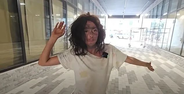 主播直播死亡轰动外网,死前遭同事各种虐打羞辱,然而网友们却麻木观看...(组图) - 15