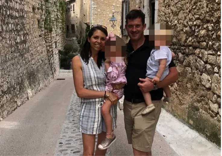 美亿万富翁继承人偷吃21岁保姆！博士妻子刚生完4胎被离婚，法庭霸气怒撕索赔超3亿？（组图） - 16