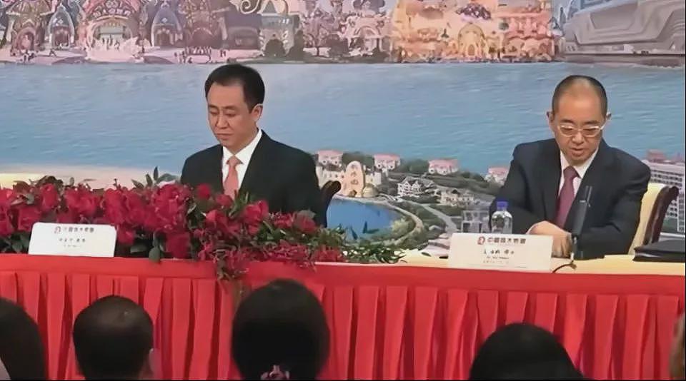 恒大二把手现身:他提前10年就在铺路了(组图) - 6