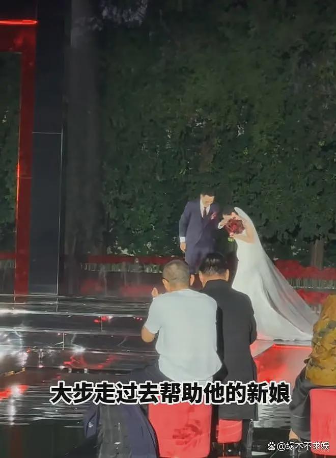 张丹红朋友圈曝光，婚礼上首谈家庭变故，回应为何3婚嫁给李国庆（组图） - 4