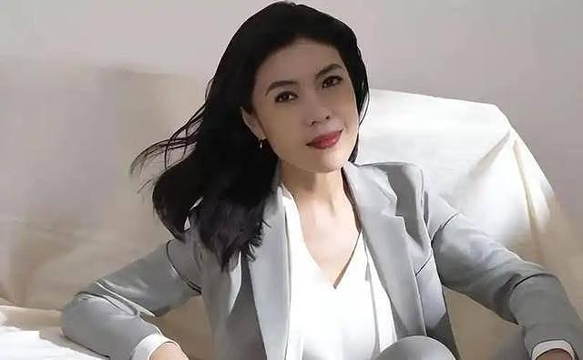 中国昔日女总裁给法国婆家十五口下厨，从时尚女王变“大女主”，被网友笑称不如国内（组图） - 2