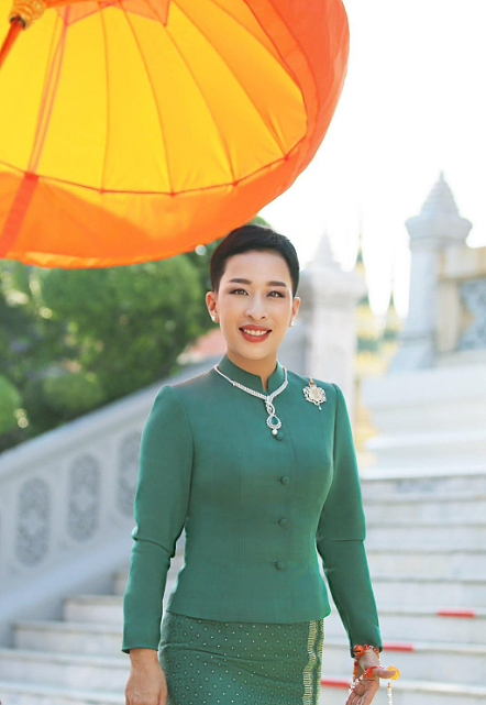 泰王室夺嫡混战惊天反转！苏提达疑秘密生皇子藏海外多年，王室首次公开昏迷3年长公主近况铺垫结局？（组图） - 6