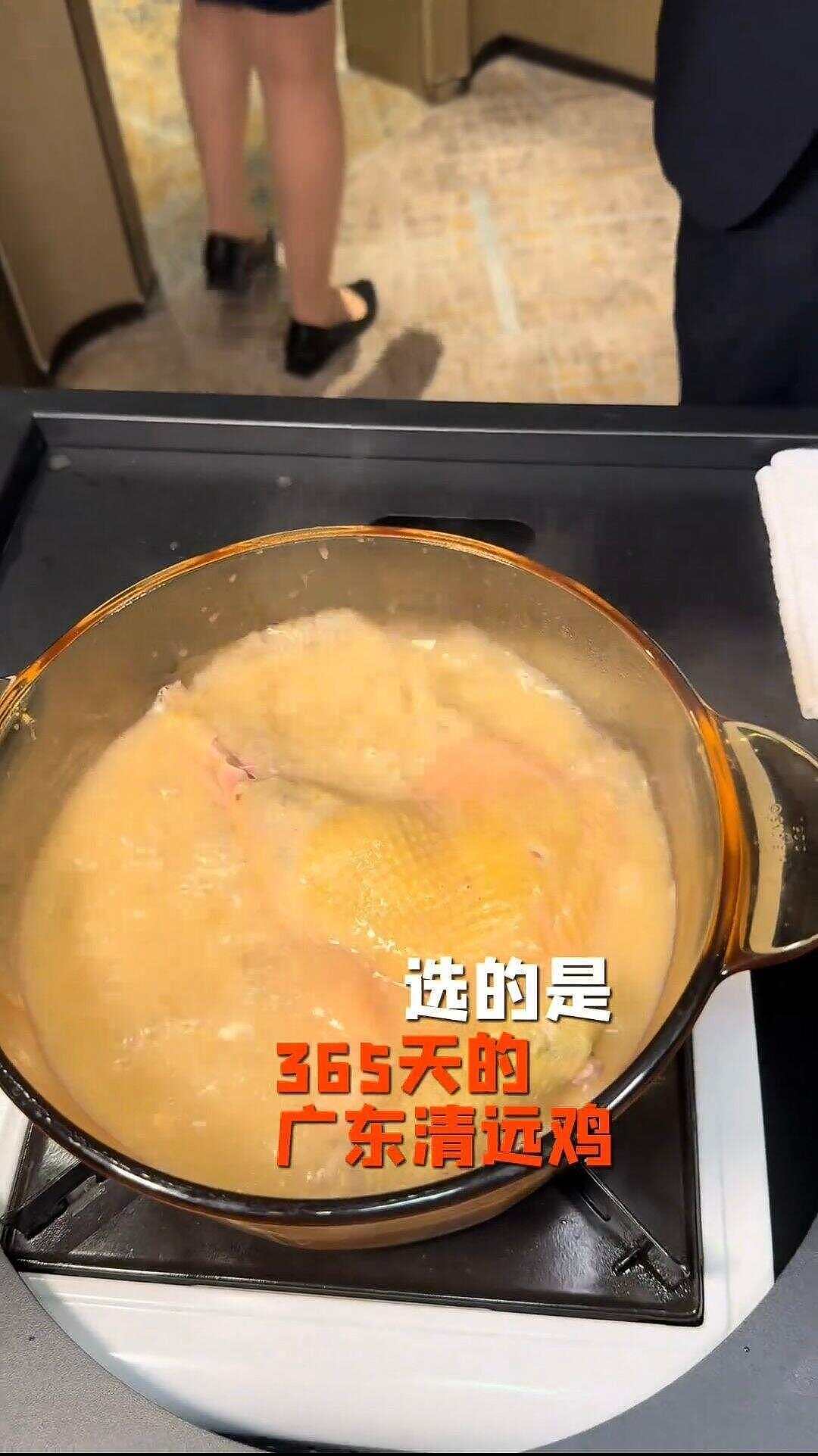 上海一家餐厅半只鸡卖1999元？店方回应：选的清远鸡，还有金钩翅（组图） - 3