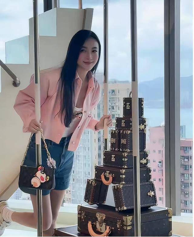 嫁豪门女星晒富贵生活越住越豪，自称诸葛亮后人（组图） - 7