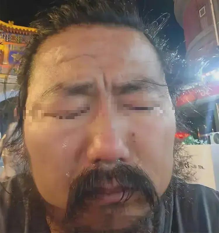 她泡在水里48小时,双手交叉紧握,大人却在吃席,受虐细节曝出(组图) - 3
