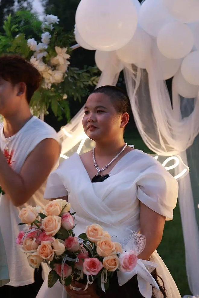 为自己的病危通知书签字!22岁重症女孩写下6万字,最忙的时候一天打三份工(组图) - 4