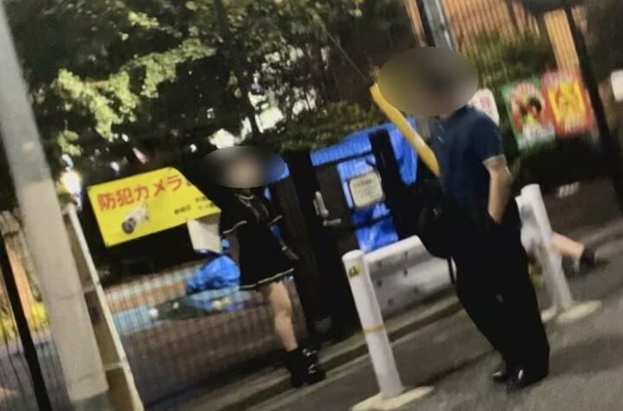 与华人游客在公园发生性交易!东京“站壁女”为了牛郎欠债下海,两年赚1亿日元,七成客人是外国人(组图) - 12