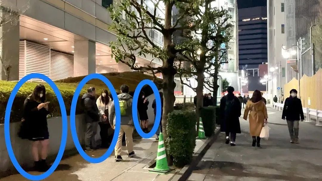 与华人游客在公园发生性交易!东京“站壁女”为了牛郎欠债下海,两年赚1亿日元,七成客人是外国人(组图) - 13