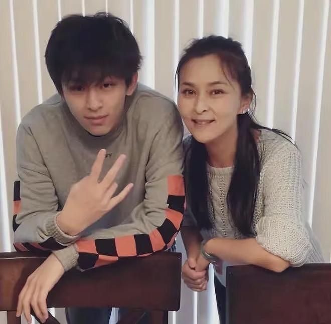 演员黄志忠：离婚后经常想儿子，53岁仍旧单身（组图） - 26