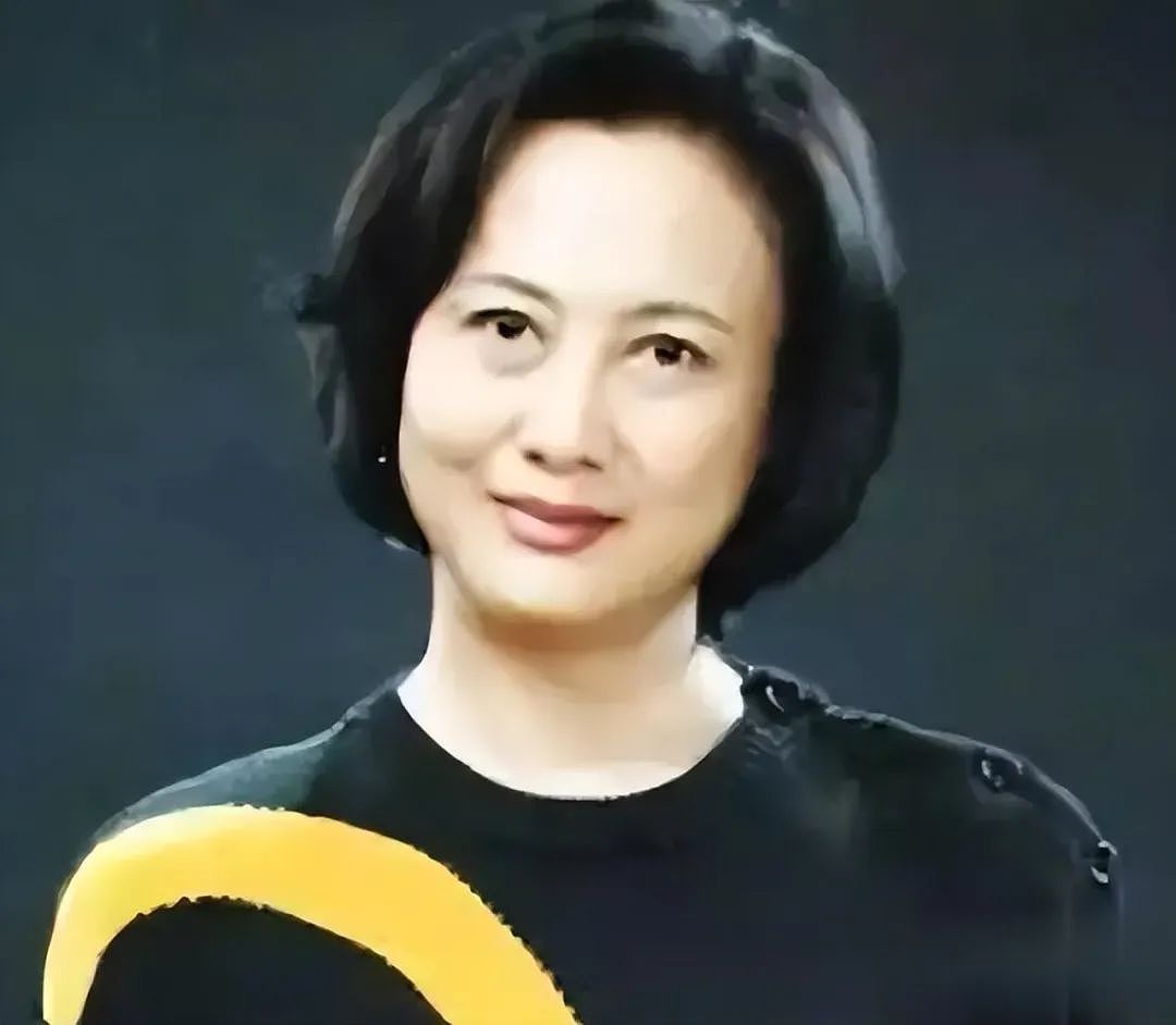 【情感】《长安的荔枝》里藏个星二代：母亲去世前将他“托孤”给海清，如今终于火了（组图） - 19