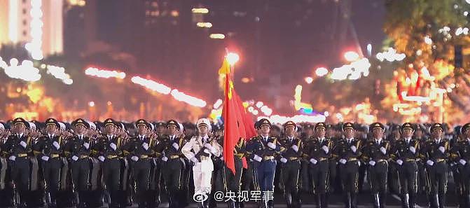 中国九三阅兵最后一次夜间演练画面公布(组图) - 3