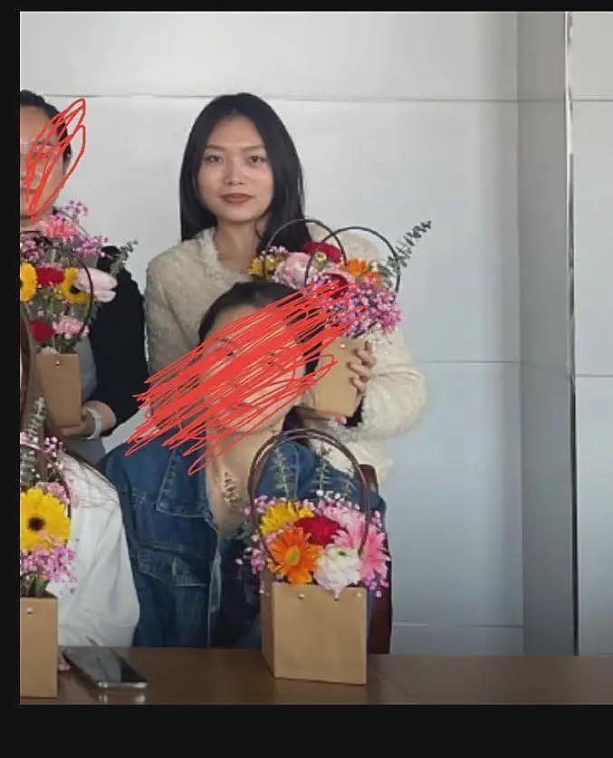 河北家暴事件小三更多生活照曝光，长相一般身份不凡，演员姚晨发声（组图） - 2