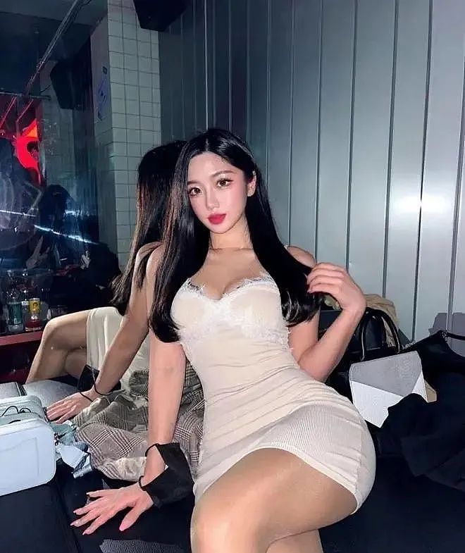 【美女】95后钢琴老师，身高165cm，体重120斤，极品三围，女生看了都要流口水（组图） - 2