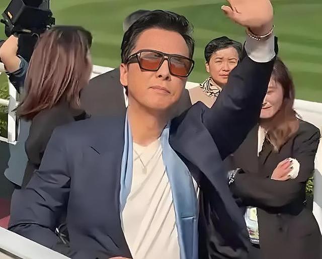 同样都是武打明星，看了62岁的李连杰再看甄子丹，才知道差距在哪（组图） - 16