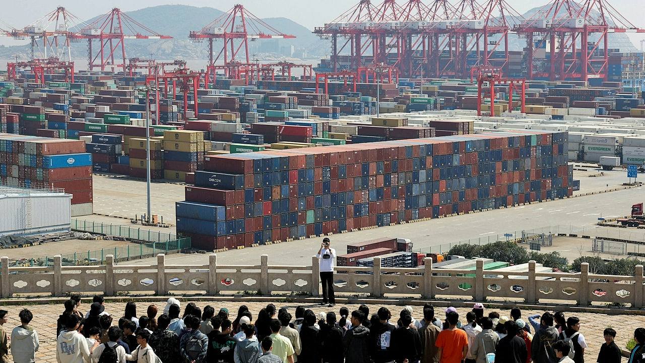 海关总署:中国已成全球157个国家和地区前三大贸易伙伴(图) - 1