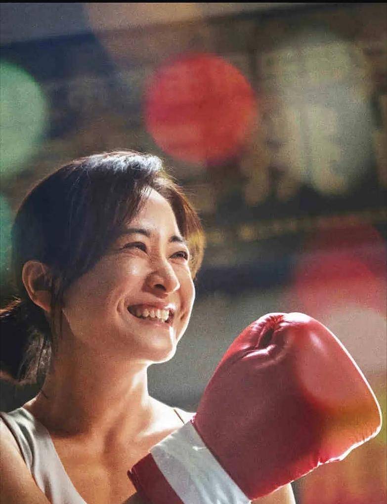 被综艺“开除“，消失1年后，贾玲官宣喜讯全网恭喜（组图） - 2