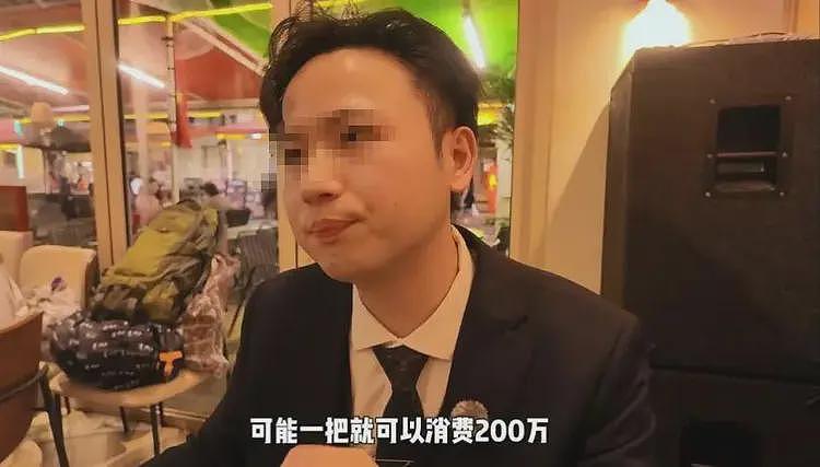 澳门赌场爆大瓜:明星导演是常客,某天王玩半年,都走秘密通道(组图) - 11
