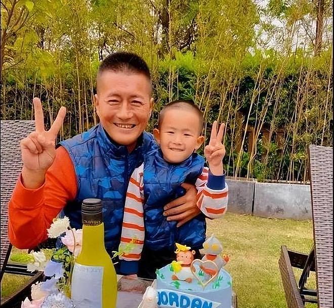原来她是高曙光女儿，自己跟着妈妈江珊17年，却被异母弟弟继承千万家产（组图） - 22