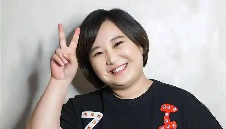 被综艺“开除“，消失1年后，贾玲官宣喜讯全网恭喜（组图） - 3