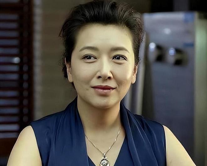 原来她是高曙光女儿，自己跟着妈妈江珊17年，却被异母弟弟继承千万家产（组图） - 2