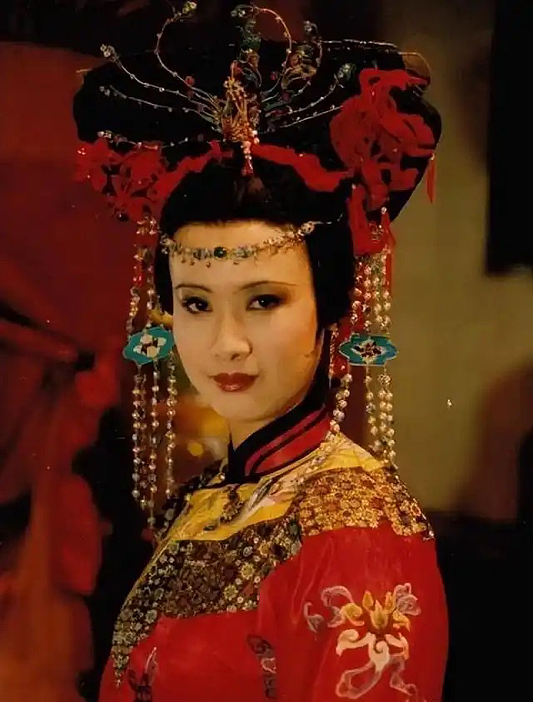 【情感】《长安的荔枝》里藏个星二代：母亲去世前将他“托孤”给海清，如今终于火了（组图） - 6