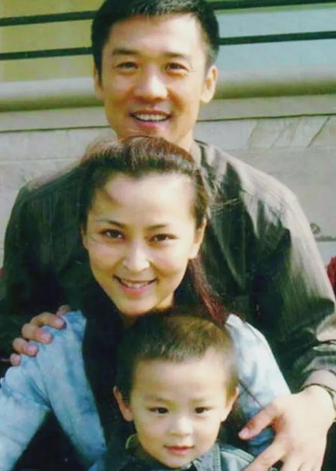 演员黄志忠：离婚后经常想儿子，53岁仍旧单身（组图） - 16