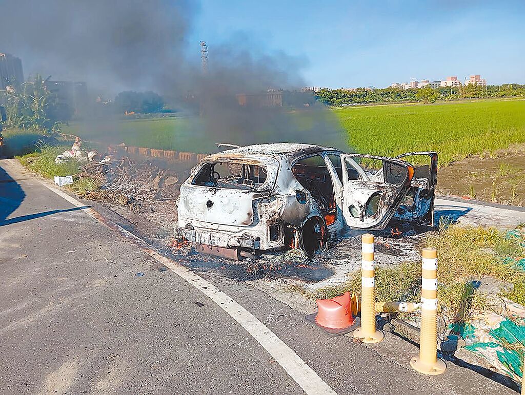 台湾高雄16枪狙杀案:疑争毒品地盘,杀手变装烧车(视频/组图) - 4